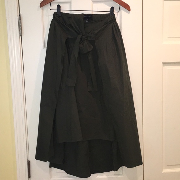 Dark green tie full skirt - Picture 4 of 4